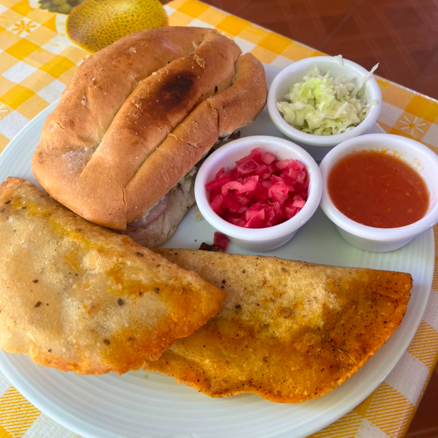 Combo 1 Torta+ 2 Empanadas
