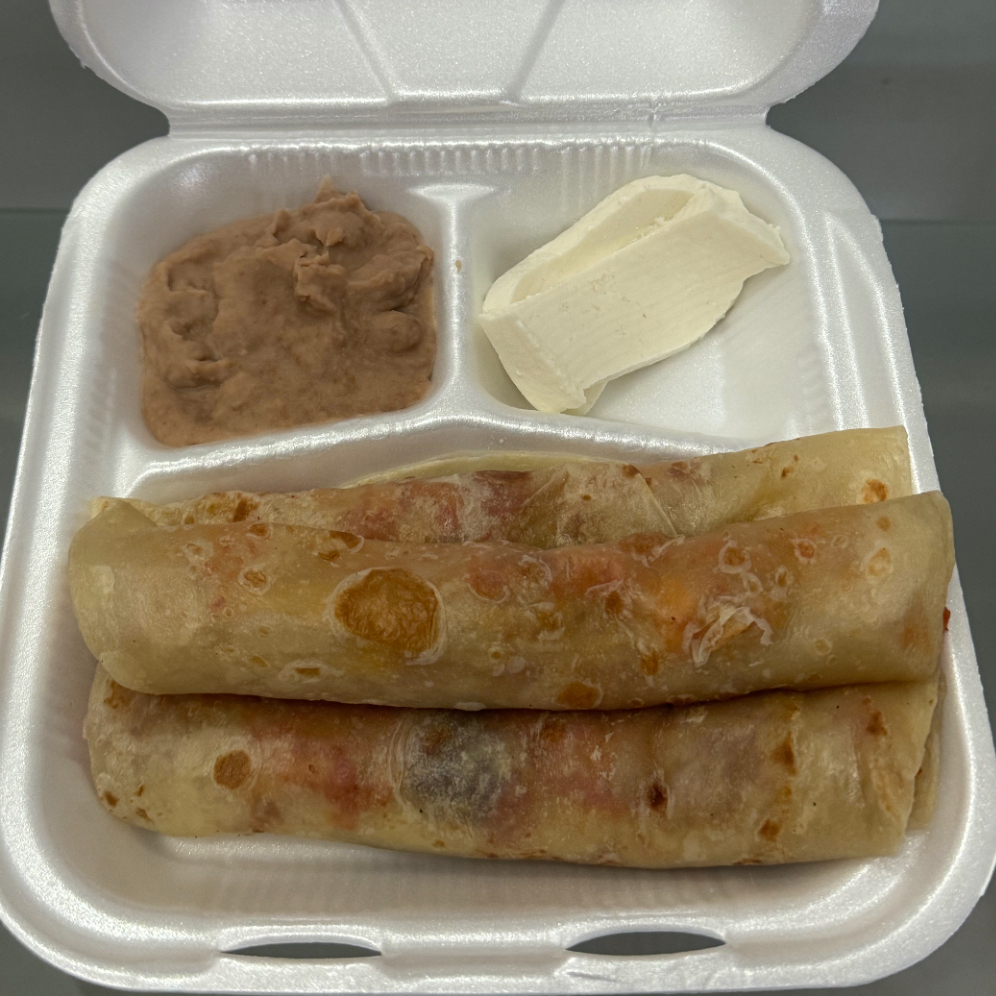 Orden de 3 Burritos de Papa con Chorizo
