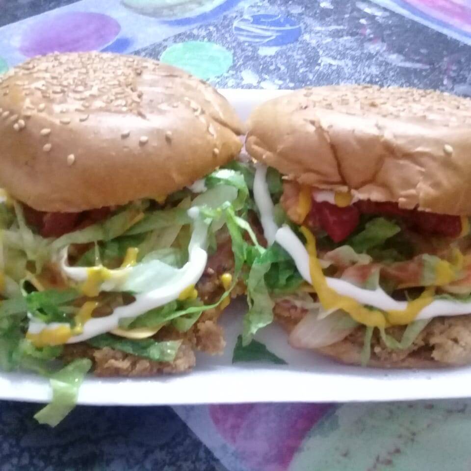 Hambirguesa de Pollo con Papas