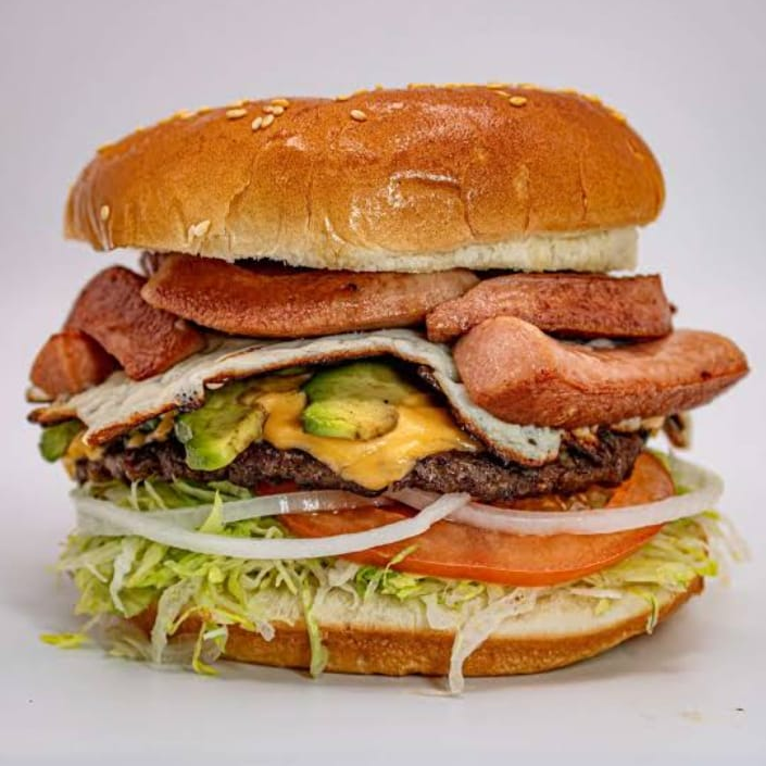 SALCHI BURGUER