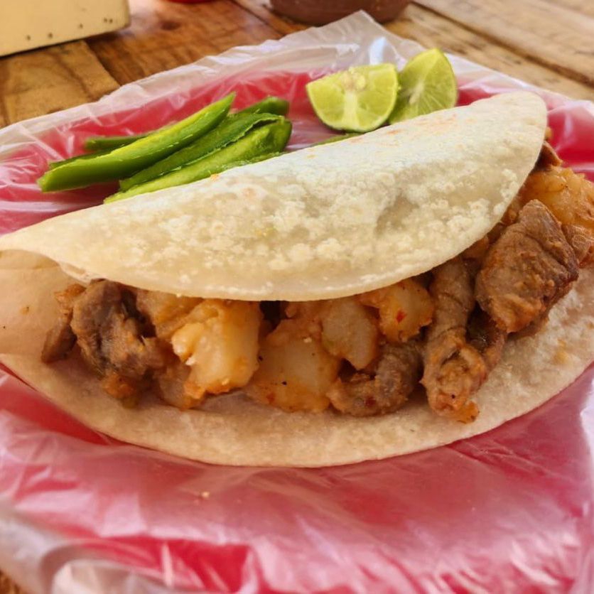 Taco de Bistec con Papas