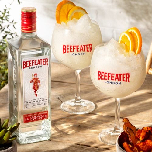 Gin Beefeater London Dry+ Gelo de Coco+ Red Bull Tropical ( Copão DOSE)