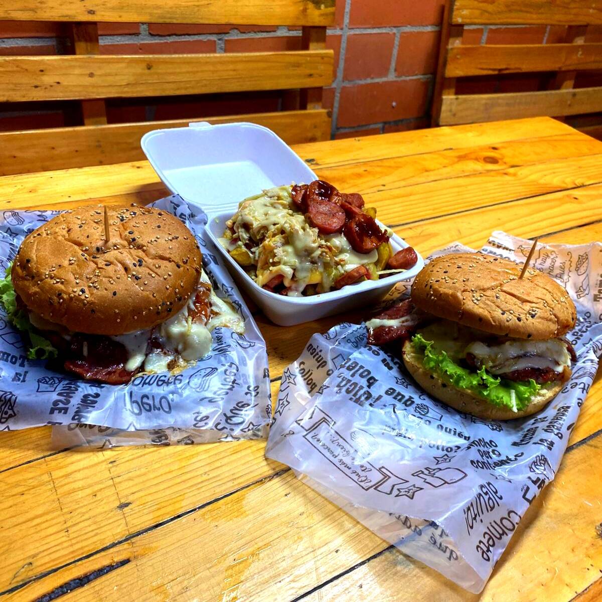 MegaTrio Lonney Tunes 😋😋😋