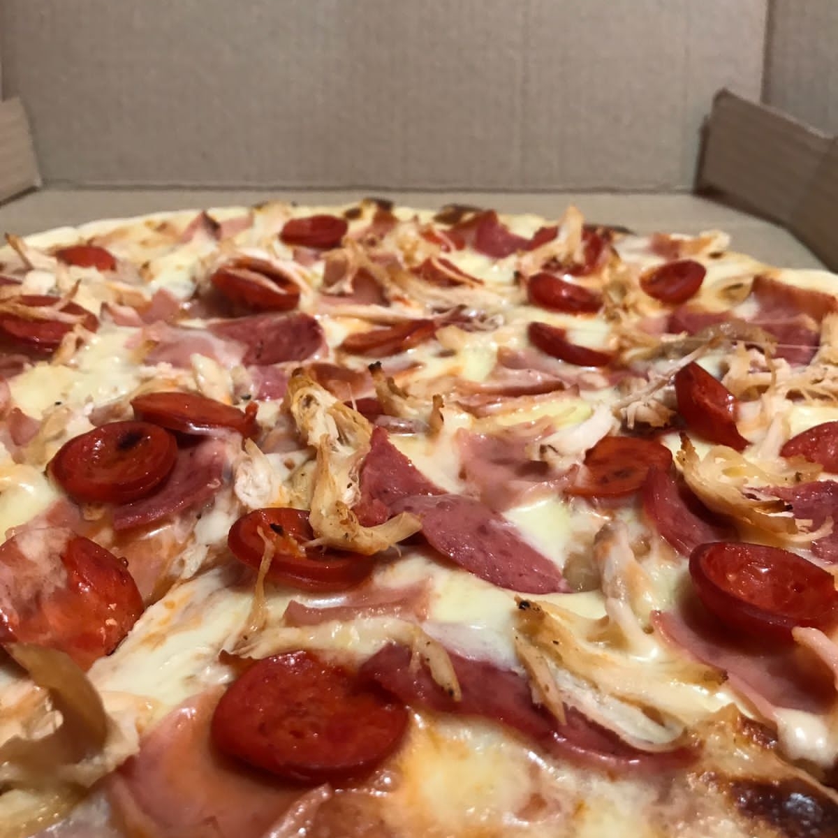 Personal de jamón, pollo y chorizo