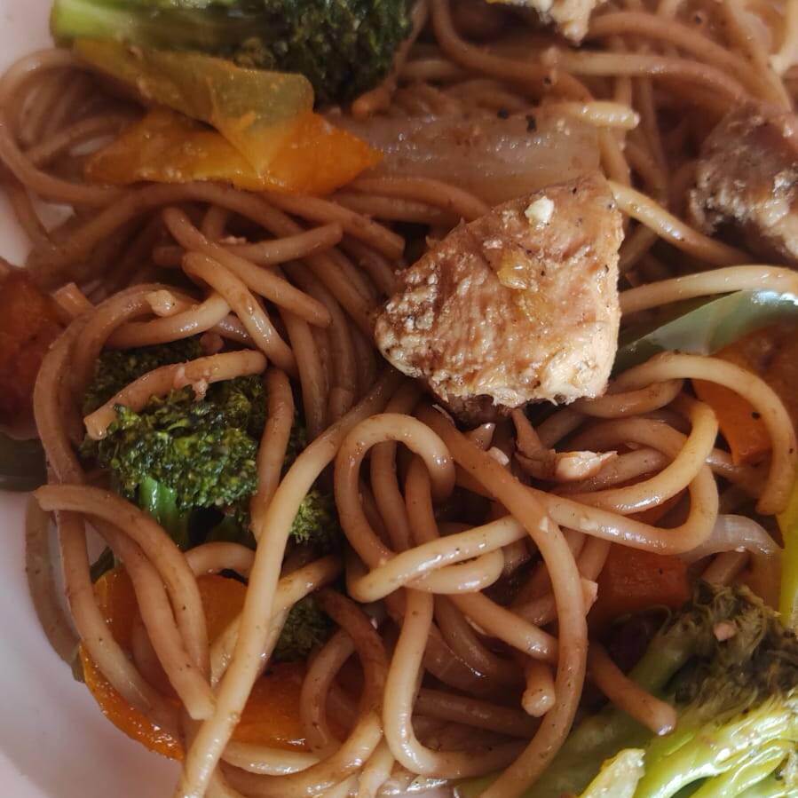 Espaguetti Oriental