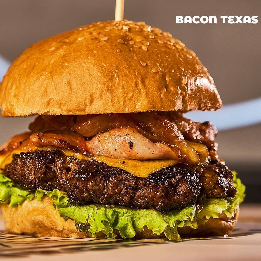 BACON BURGER🏆 (Incluye Papas)