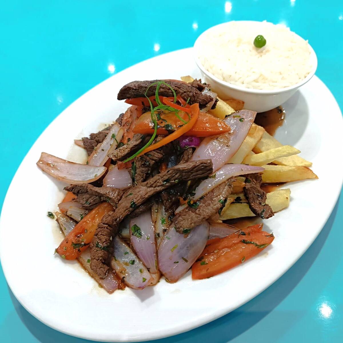 Lomo Saltado de Carne