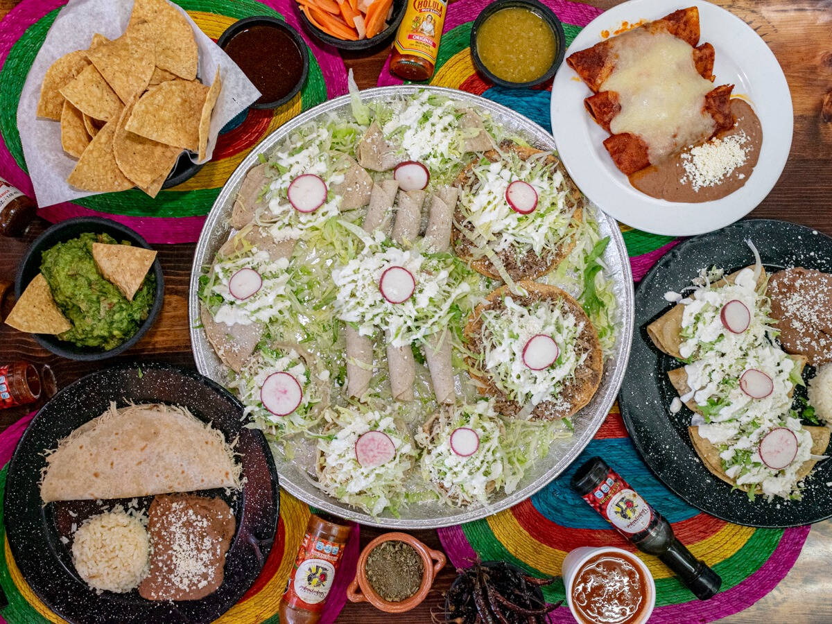 Cenaduria Tlaquepaque