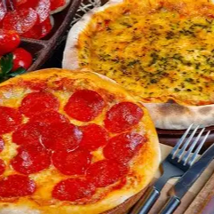 1 Pizza G de Peperoni + 1 Pizza G de Mussarela