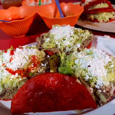 Orden 3 Tostadas 1 Taco Rojo