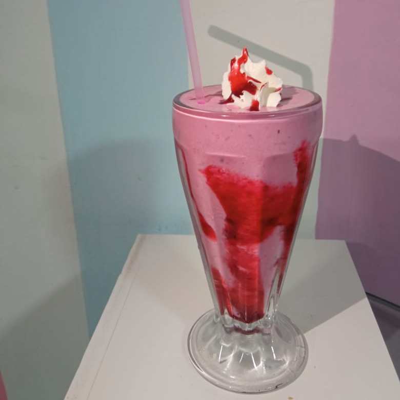 Malteada de Frutos Rojos 12 oz