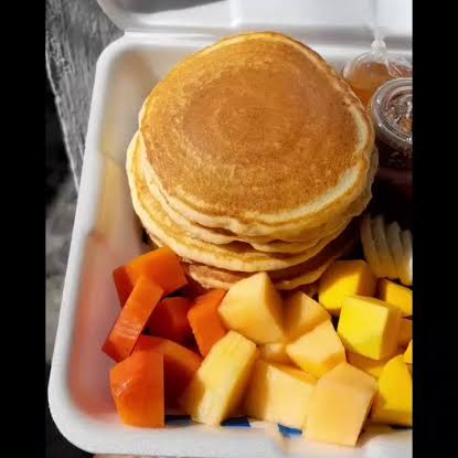 Hotcakes con Fruta