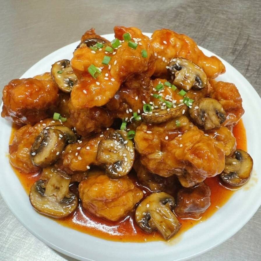 Pollo con Champiñones