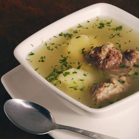 CALDO DE COSTILLA