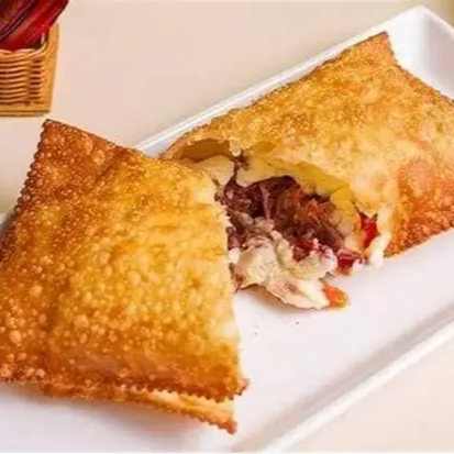 PASTEL DE FRANGO MUSSARELA E BACON
