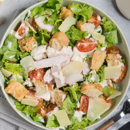 Insalata Cesar con Pollo