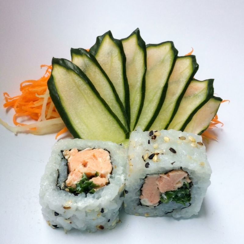 Uramaki salmão grelhado