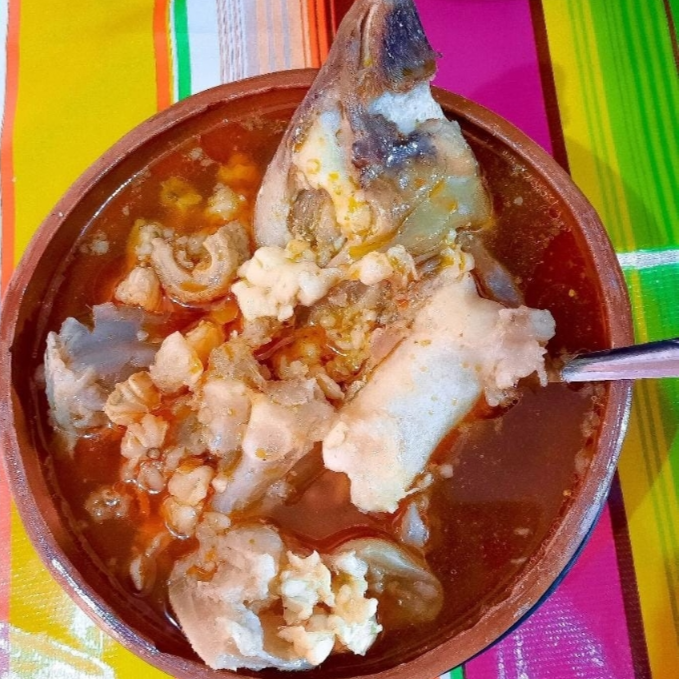 Litro de Menudo con 1/2 Pata