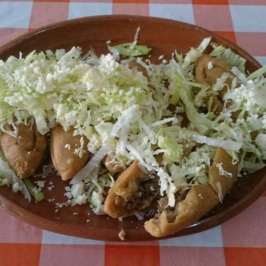 Molotes