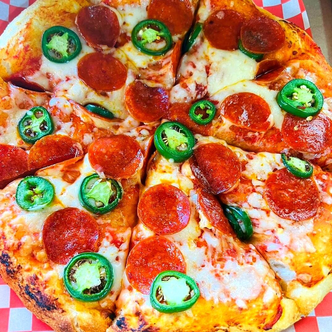 PIZZA JALAPEÑOS PEPERONI