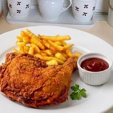 Pierna De Pollo Crujiente Con Papas