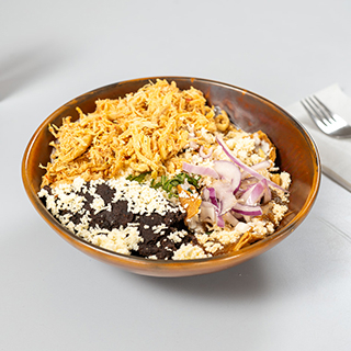 CHILAQUILES POLLO
