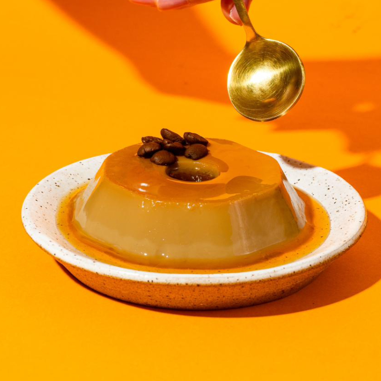 Sabor intenso de grãos selecionados, textura cremosa e aroma marcante. A sobremesa perfeita para quem ama café em cada colherada!