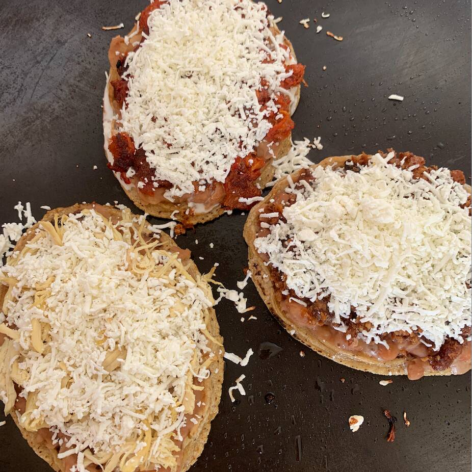 Sope de Chicharrón Prensado