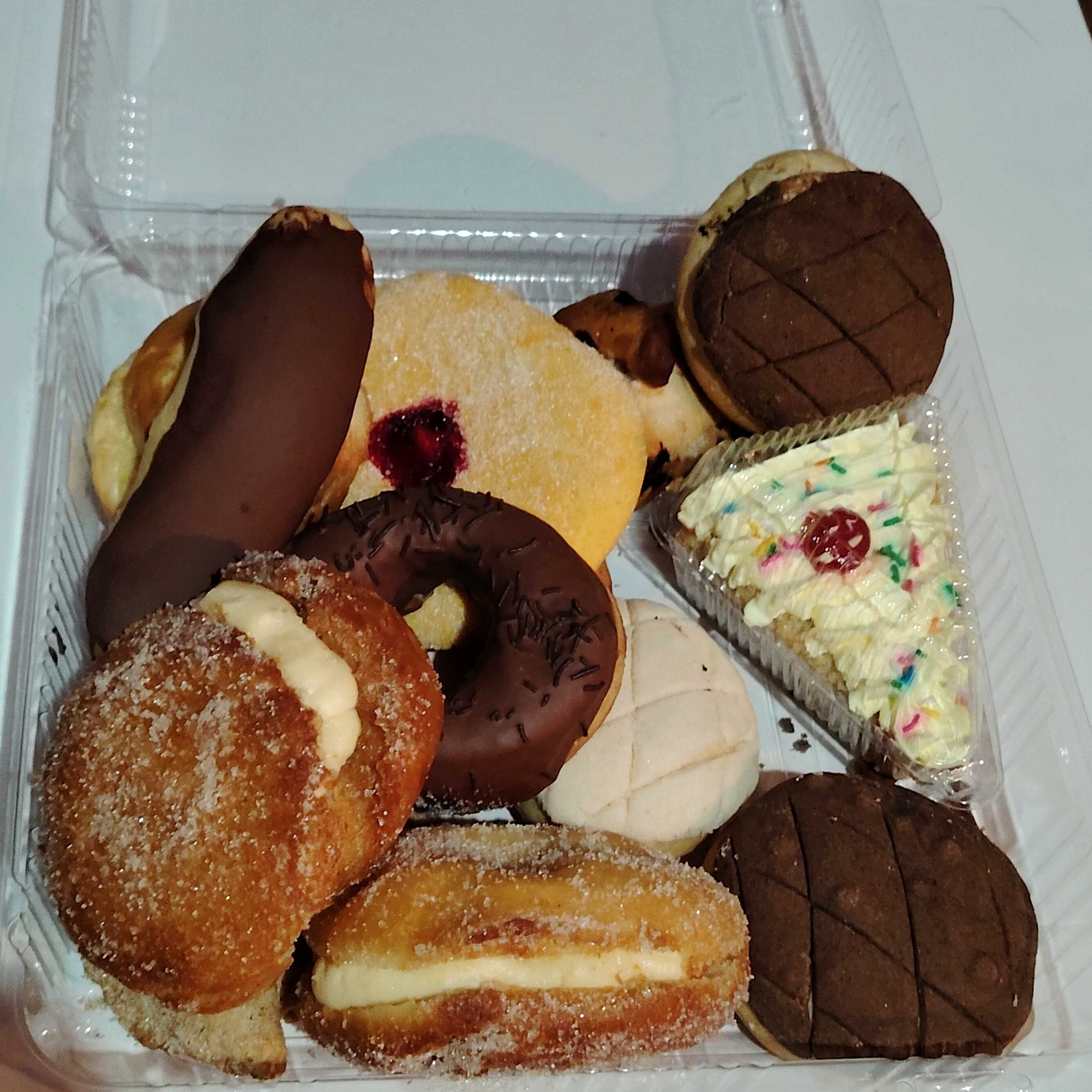 Caja de Pan Surtida