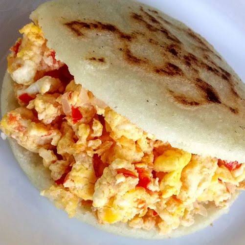 Arepa con Perico