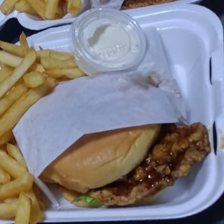 BURGUER pollo y res