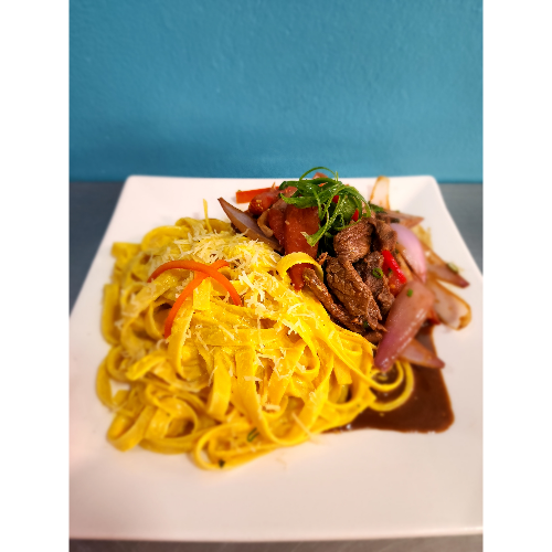 Fetuccini con Lomo Saltado
