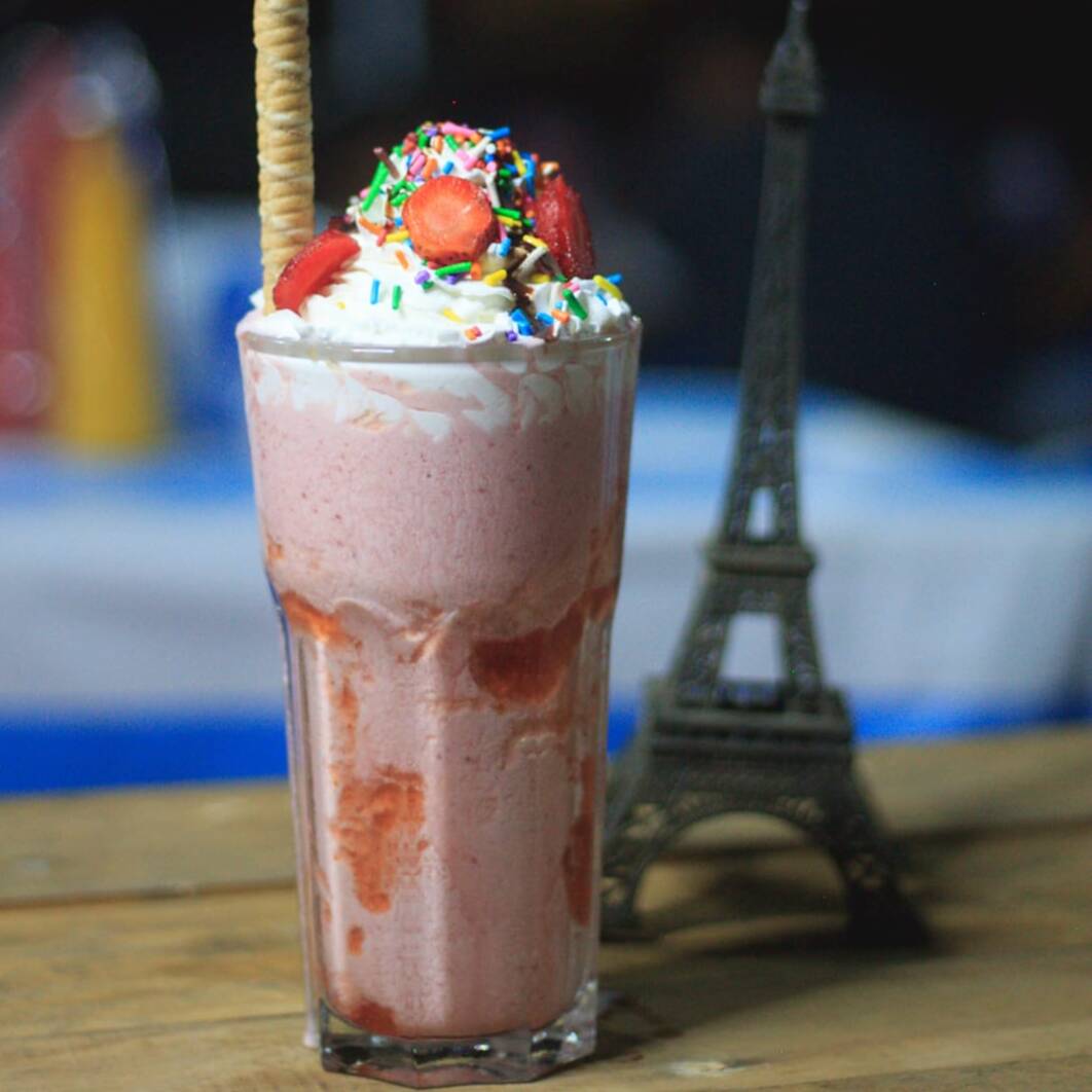 FRAPPÉ DE FRUTOS ROJOS