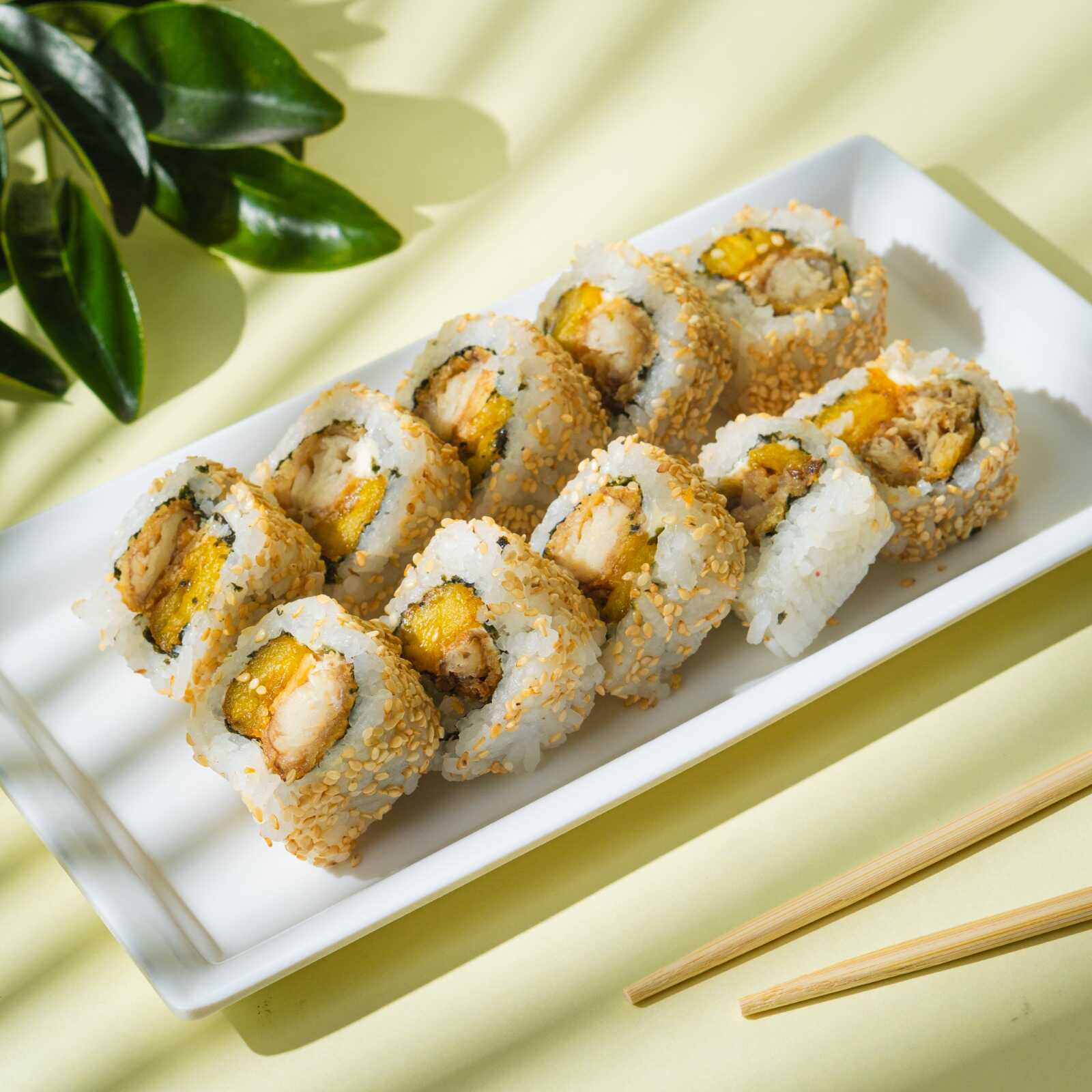12 Bocados de Sushi Tilapia Maduro