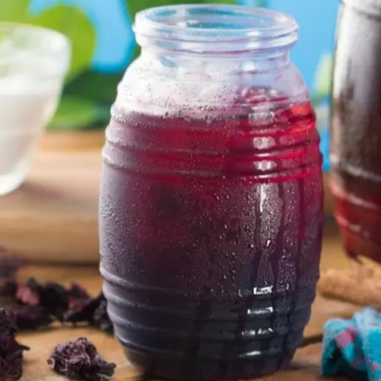Agua de Jamaica 1/2