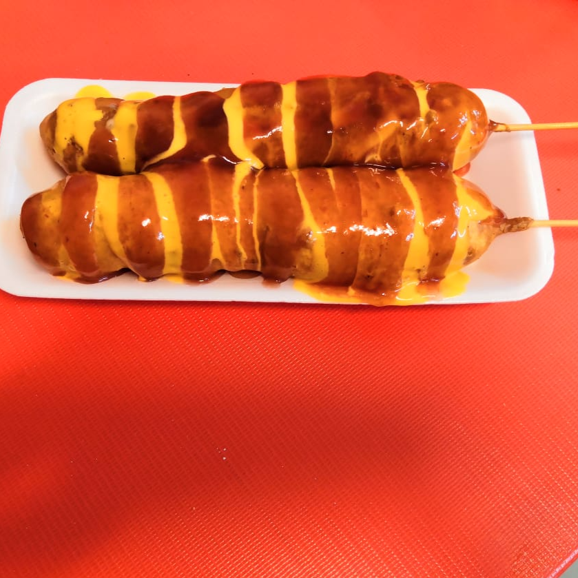 BANDERILLA DE SALCHICHA.