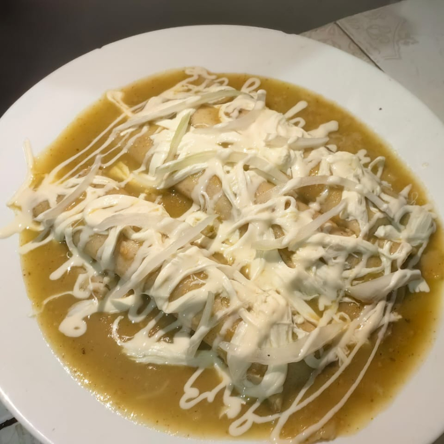Combo Enchiladas Suizas