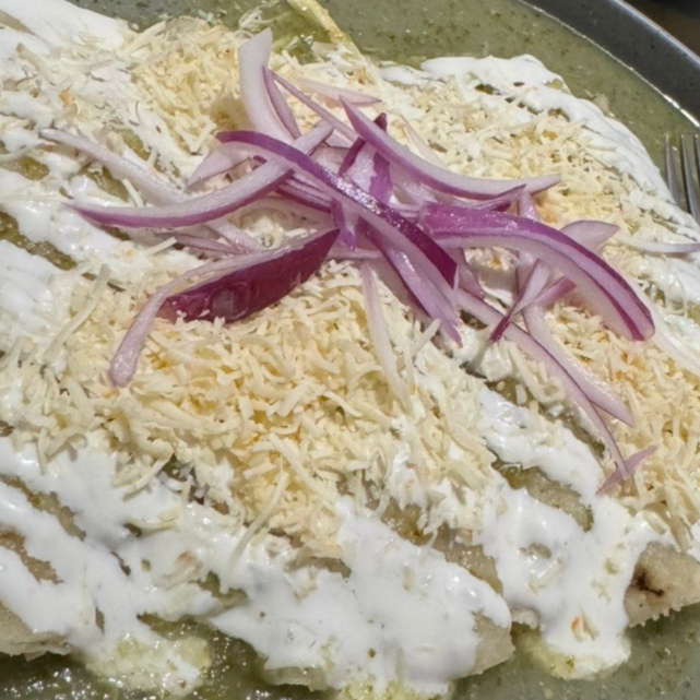 CHILAQUILES VERDES