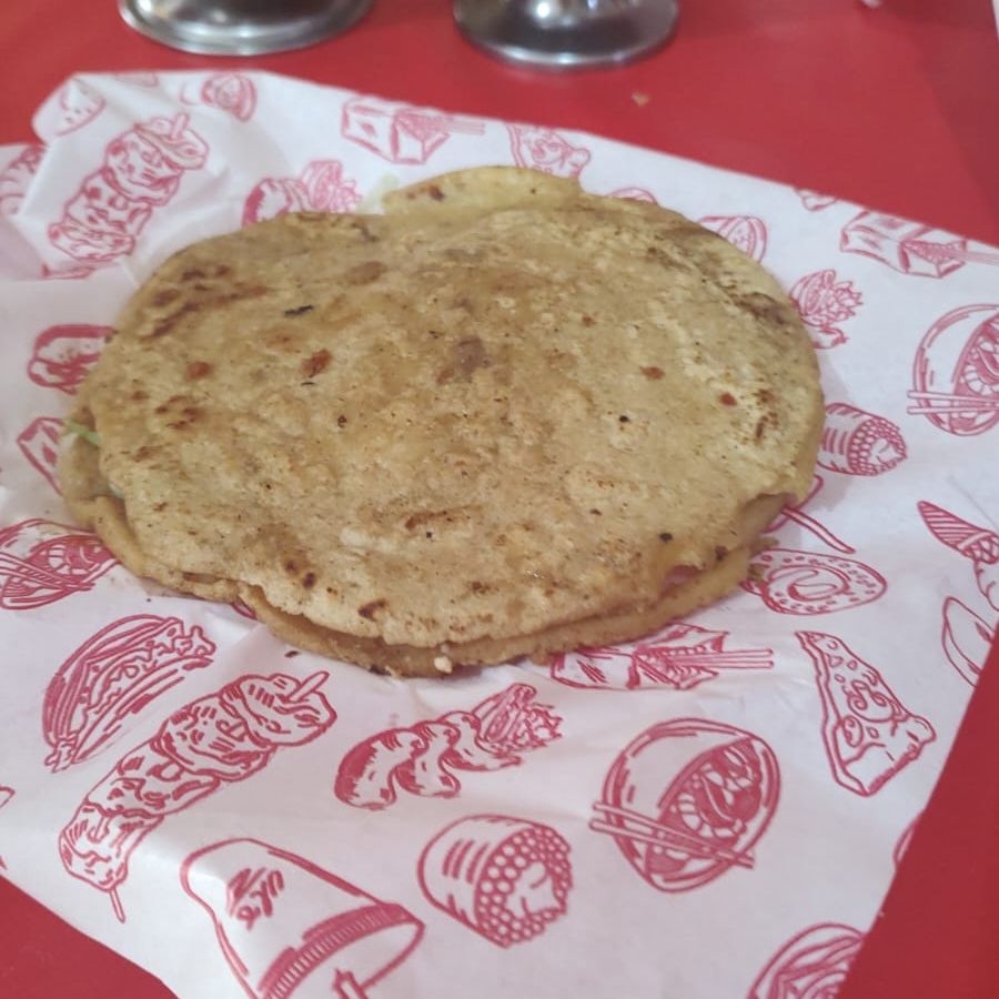 Gorditas de Chicharrón