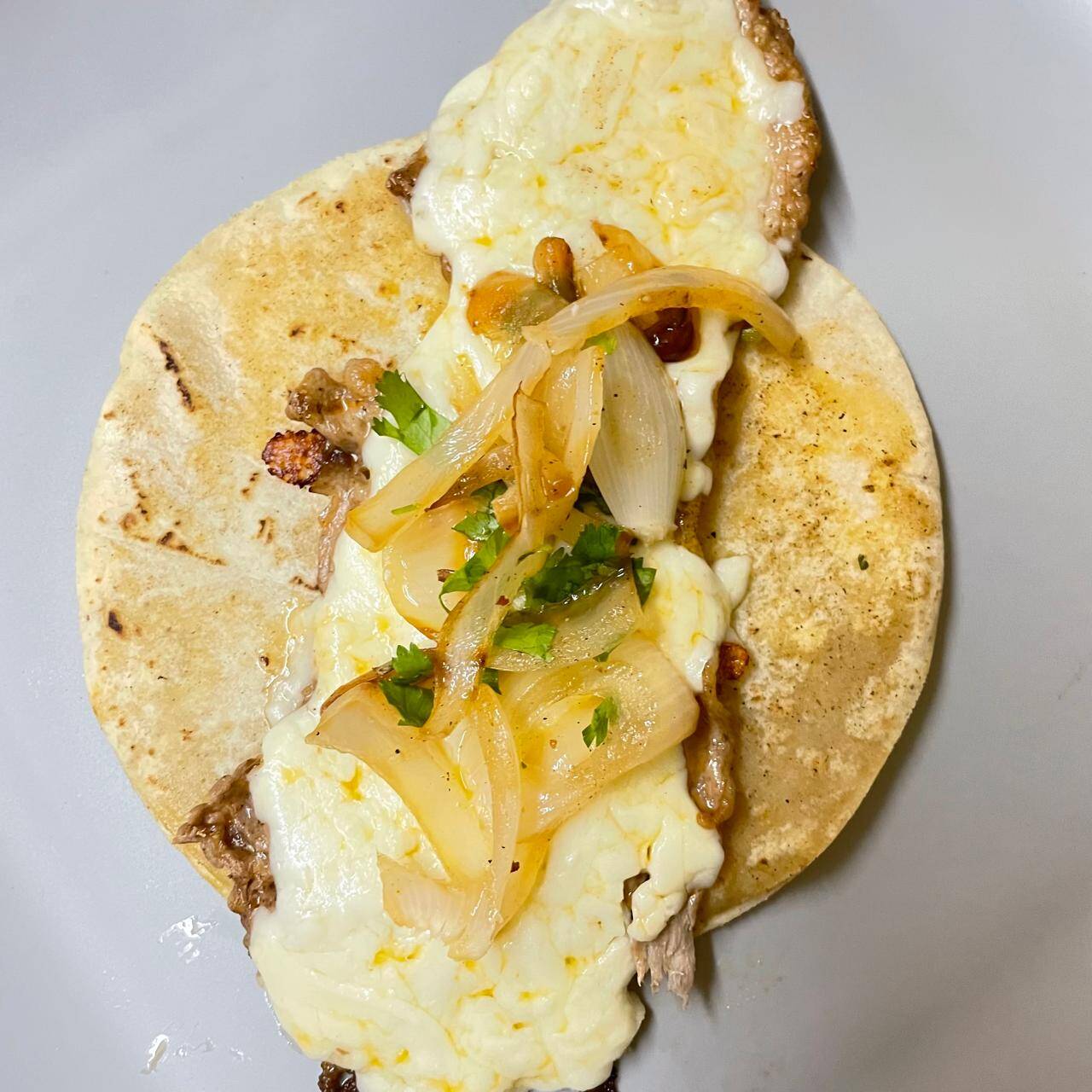 Taco de Bistec Entero de Res con Queso