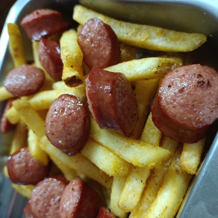 SALCHIPAPAS