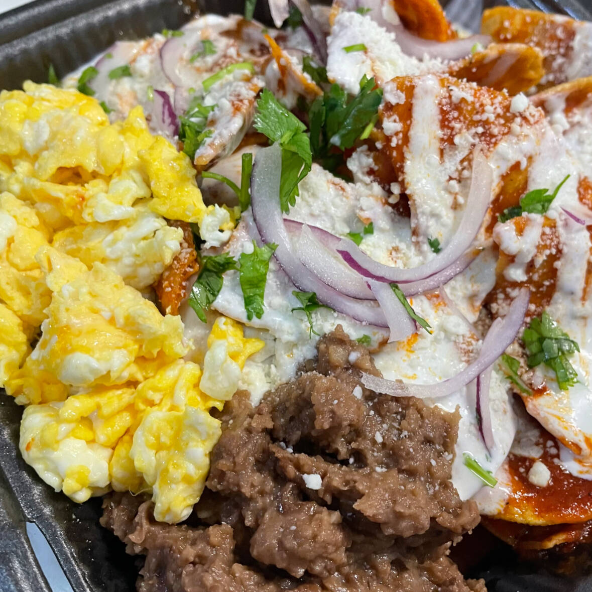 Chilaquiles con Huevo