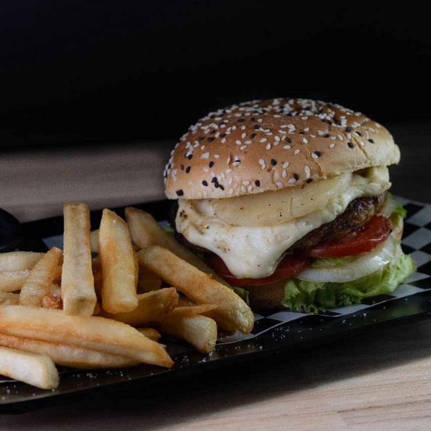 HAMBURGUESA HAWAIANA