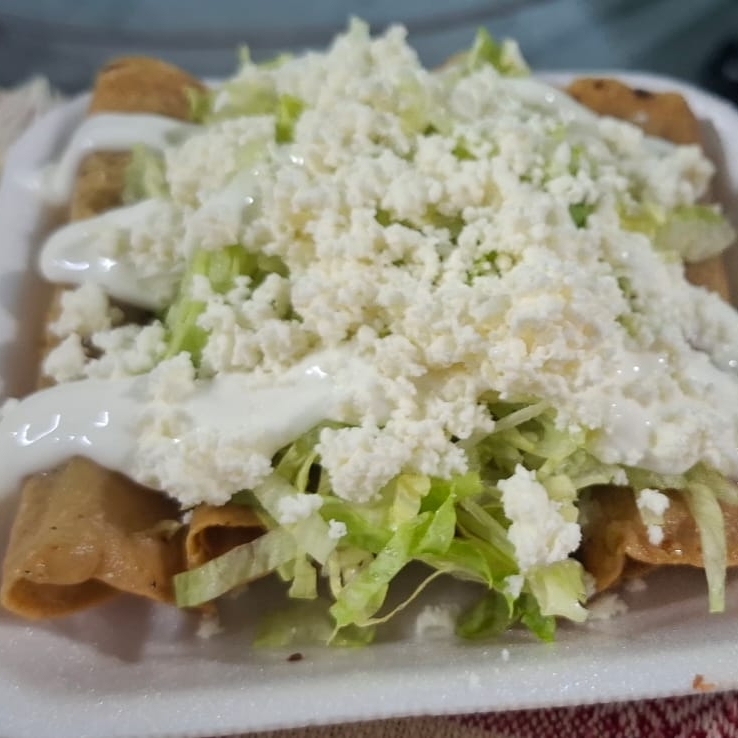 TACOS DORADOS ORDEN DE 4 TACOS