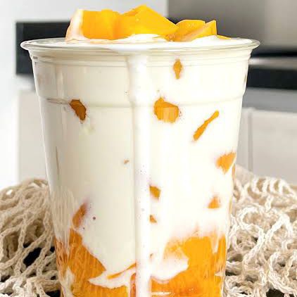 Duraznos con crema