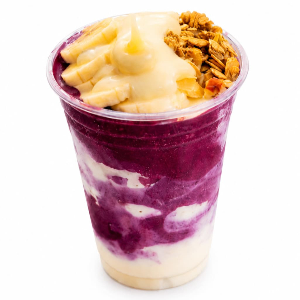 Neste copo pronto de 500ml você leva nosso delicioso açaí cremoso leite em pó leite condensado e paçoca.