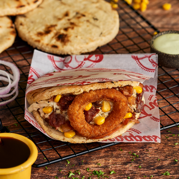 Arepa Saraviada + Papas a la Francesa