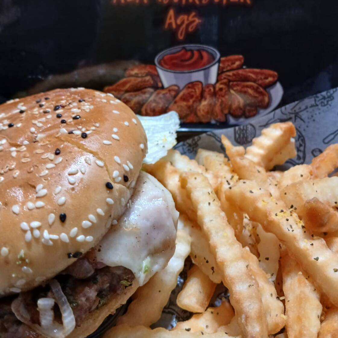 Hamburguesa de Res C/Papa a la Francesa