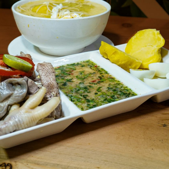 🥚🍗 🍵 Promo Trío Caldero
