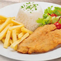 Arroz, feijão e fritas